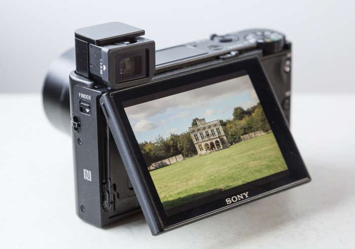 索尼相机内置的取景器-无反光镜vs单反相机