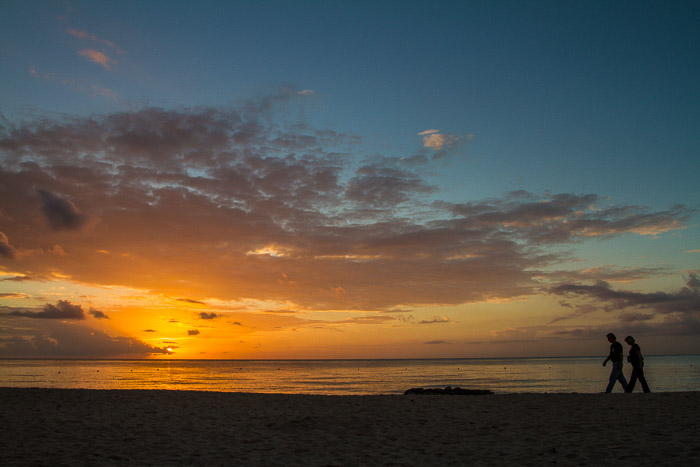 日落时分的海岸美景