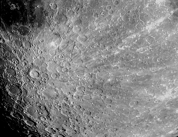 月球天体摄影的特写镜头