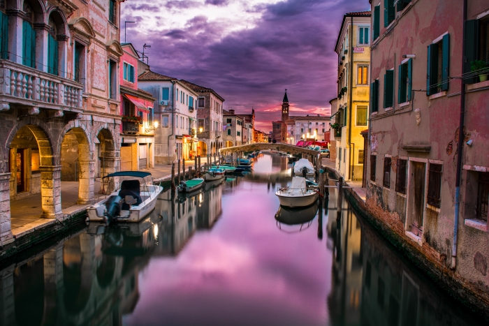 威尼斯运河的HDR图像
